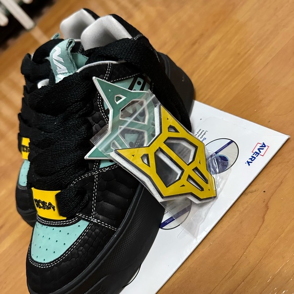 Its new , im selling cause im looking for something better - Picture 7 of 7